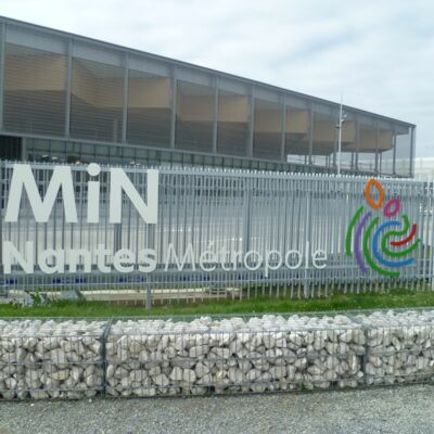 DL System - Nantes Métropole - Pose d'enseigne